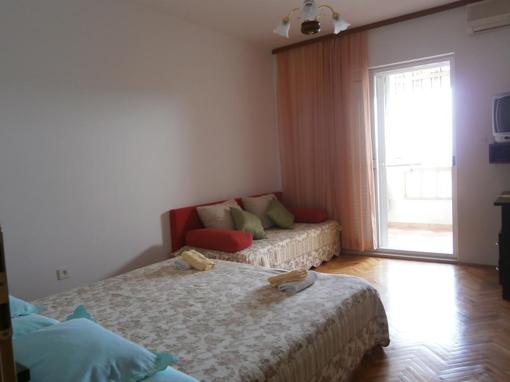 Apartmani Smiljana Makarska Eksteriør bilde